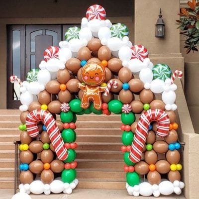 Decor Baloane Casa lui Moș Crăciun pentru serbare copii