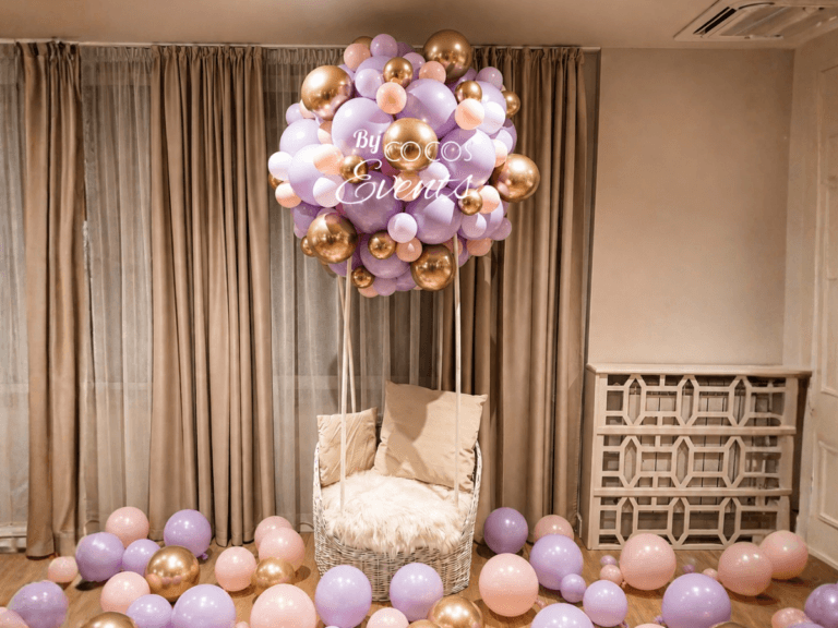Decor Baloane cu Canapea